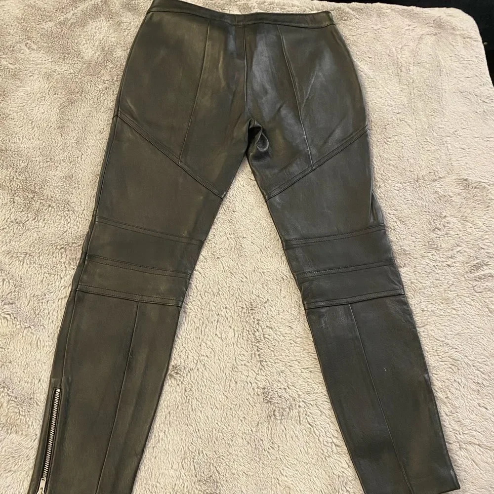 Saint Laurent Paris genuine leather pants, size 38(4)